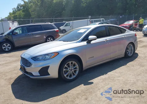 2019 Ford Fusion Hybrid Se z USA, uszkodzony, nr VIN 3FA6P0LU3KR156711